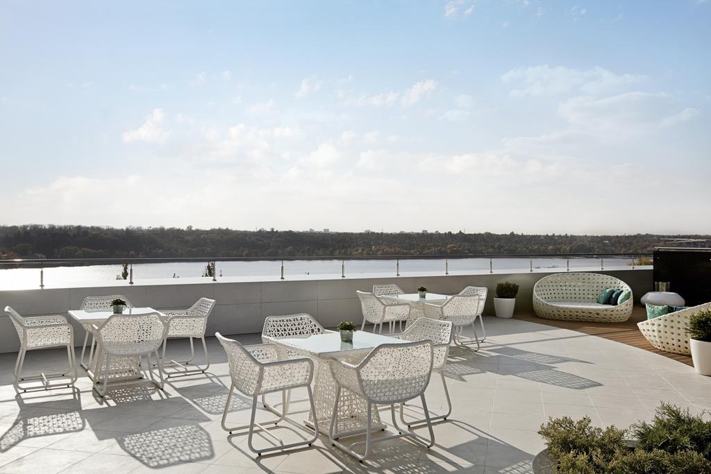 Khortitsa Palace Hotel Zaporizhia Exterior foto